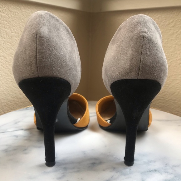 Chinese Laundry Heels - Picture 3 of 4